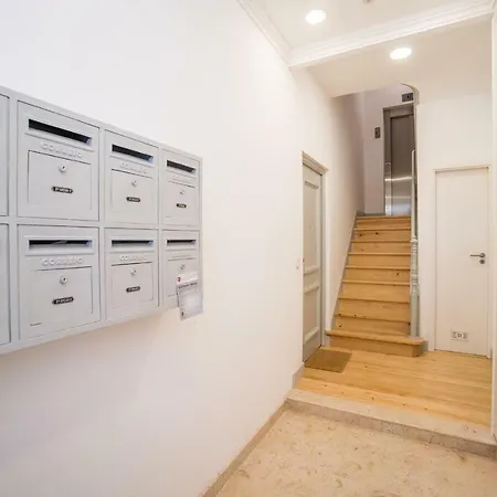 Principe Real Lightful&charming Apartamento